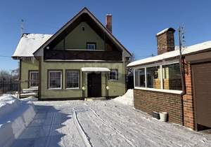 Дом 130м&sup2;, 2-этажный, участок 6 сот.  