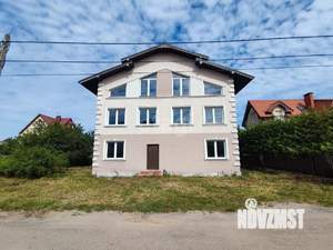 Дом 480м², 3-этажный, участок 5 сот.  