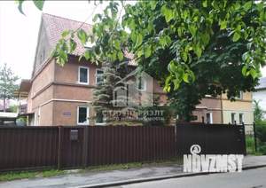 Таунхаус 74м&sup2;, 3-этажный, участок 4 сот.  