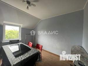 Дом 194м², 2-этажный, участок 6 сот.  