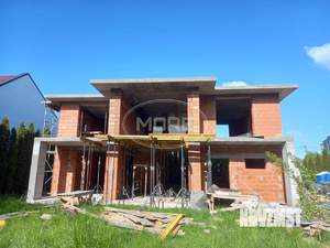 Дом 241м&sup2;, 2-этажный, участок 6 сот.  