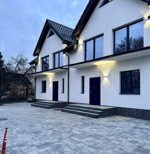 Дом 131м&sup2;, 2-этажный, участок 3 сот.  