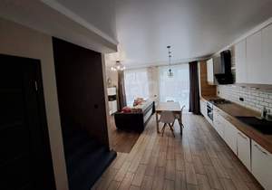 Дом 106м&sup2;, 2-этажный, участок 1 сот.  