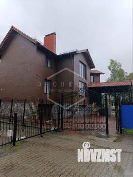 Дом 507м&sup2;, 4-этажный, участок 7 сот.  