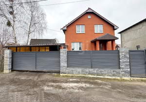 Дом 201м&sup2;, 2-этажный, участок 7 сот.  