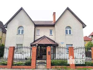 Дом 230м², 2-этажный, участок 6 сот.  