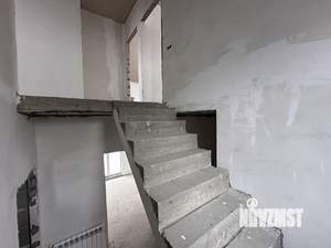 Дом 120м&sup2;, 2-этажный, участок 5 сот.  