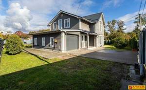 Дом 171м&sup2;, 2-этажный, участок 8 сот.  