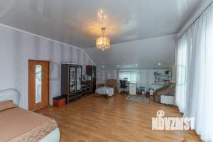 Дом 136м², 2-этажный, участок 6 сот.  
