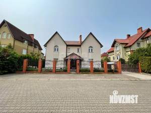 Дом 230м², 2-этажный, участок 6 сот.  