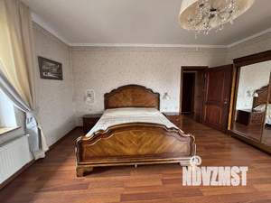 Дом 250м², 2-этажный, участок 6 сот.  