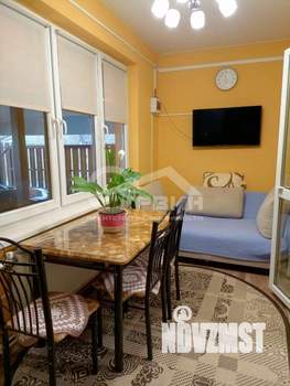 Дом 64м², 2-этажный, участок 5 сот.  