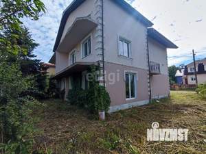 Дом 480м&sup2;, 3-этажный, участок 5 сот.  