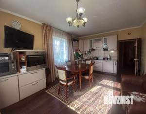Дом 171м², 2-этажный, участок 10 сот.  