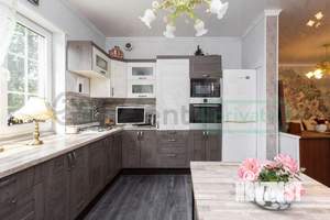 Дом 150м², 3-этажный, участок 7 сот.  