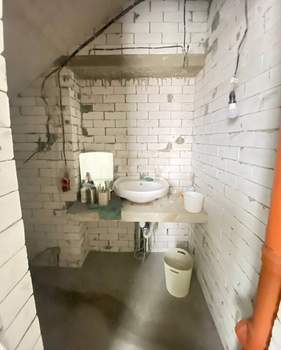 Дом 220м&sup2;, 2-этажный, участок 3 сот.  