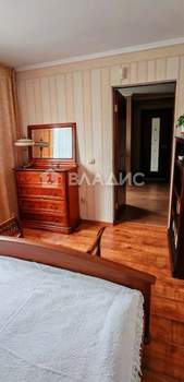 Дом 220м², 3-этажный, участок 6 сот.  