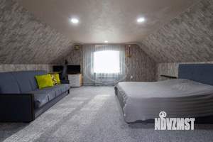 Дом 171м&sup2;, 3-этажный, участок 4 сот.  