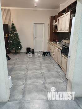 Дом 200м&sup2;, 2-этажный, участок 7 сот.  