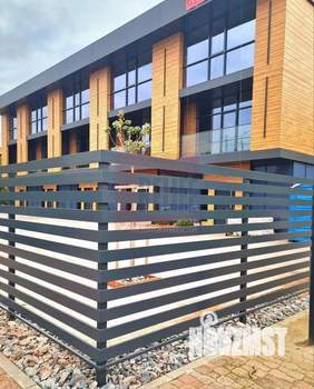 Таунхаус 260м&sup2;, 3-этажный, участок 2 сот.  