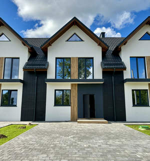 Дом 136м&sup2;, 2-этажный, участок 2 сот.  