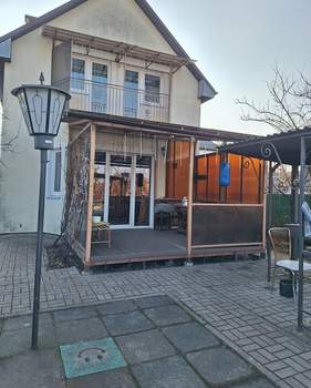 Дом 126м&sup2;, 2-этажный, участок 6 сот.  