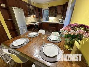 Дом 150м², 2-этажный, участок 6 сот.  