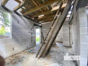 Дом 100м&sup2;, 2-этажный, участок 4 сот.  