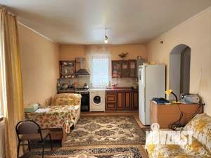 Дом 169м&sup2;, 2-этажный, участок 6 сот.  