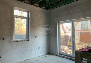 Дом 100м&sup2;, 1-этажный, участок 4 сот.  