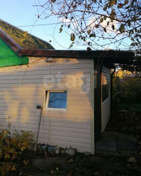 Дом 18м&sup2;, 2-этажный, участок 7 сот.  