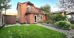 Дом 120м&sup2;, 2-этажный, участок 7 сот.  