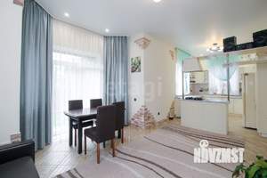 Дом 240м², 3-этажный, участок 5 сот.  