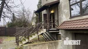Дом 299м², 3-этажный, участок 6 сот.  