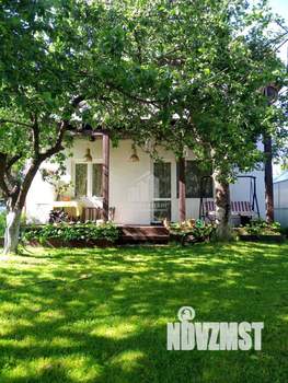 Дом 180м&sup2;, 2-этажный, участок 10 сот.  