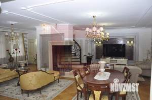 Дом 489м², 3-этажный, участок 6 сот.  