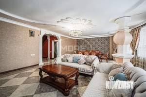 Дом 286м², 2-этажный, участок 6 сот.  