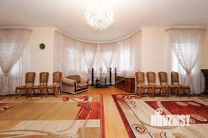 Дом 185м&sup2;, 2-этажный, участок 5 сот.  