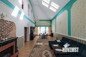 Дом 385м², 3-этажный, участок 9 сот.  