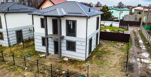 Дом 131м&sup2;, 2-этажный, участок 3 сот.  