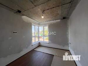 Дом 123м&sup2;, 2-этажный, участок 4 сот.  