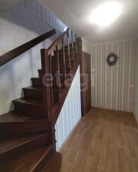 Дом 187м&sup2;, 2-этажный, участок 8 сот.  