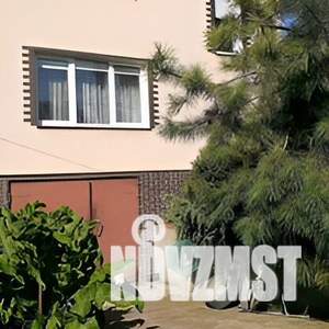 Дом 180м&sup2;, 2-этажный, участок 6 сот.  