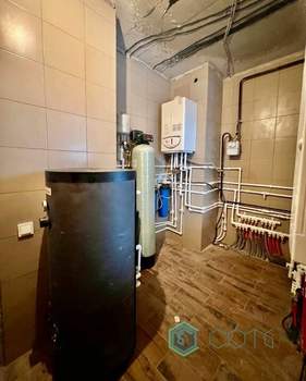 Дом 216м&sup2;, 2-этажный, участок 7 сот.  