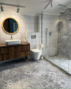 Дом 212м&sup2;, 2-этажный, участок 6 сот.  