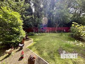 Дом 262м², 2-этажный, участок 20 сот.  