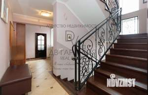 Дом 442м&sup2;, 3-этажный, участок 12 сот.  