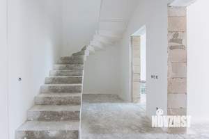 Таунхаус 196м&sup2;, 2-этажный, участок 3 сот.  