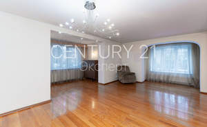 Дом 316м&sup2;, 2-этажный, участок 11 сот.  