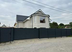 Дом 142м&sup2;, 2-этажный, участок 5 сот.  